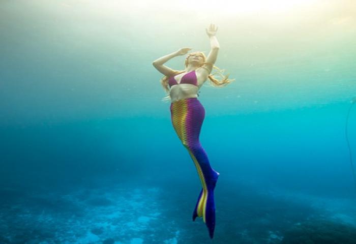 Putri Duyung Profesional ini Eksis